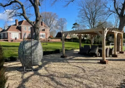 New Outdoor Pool and Garden in Pangbourne