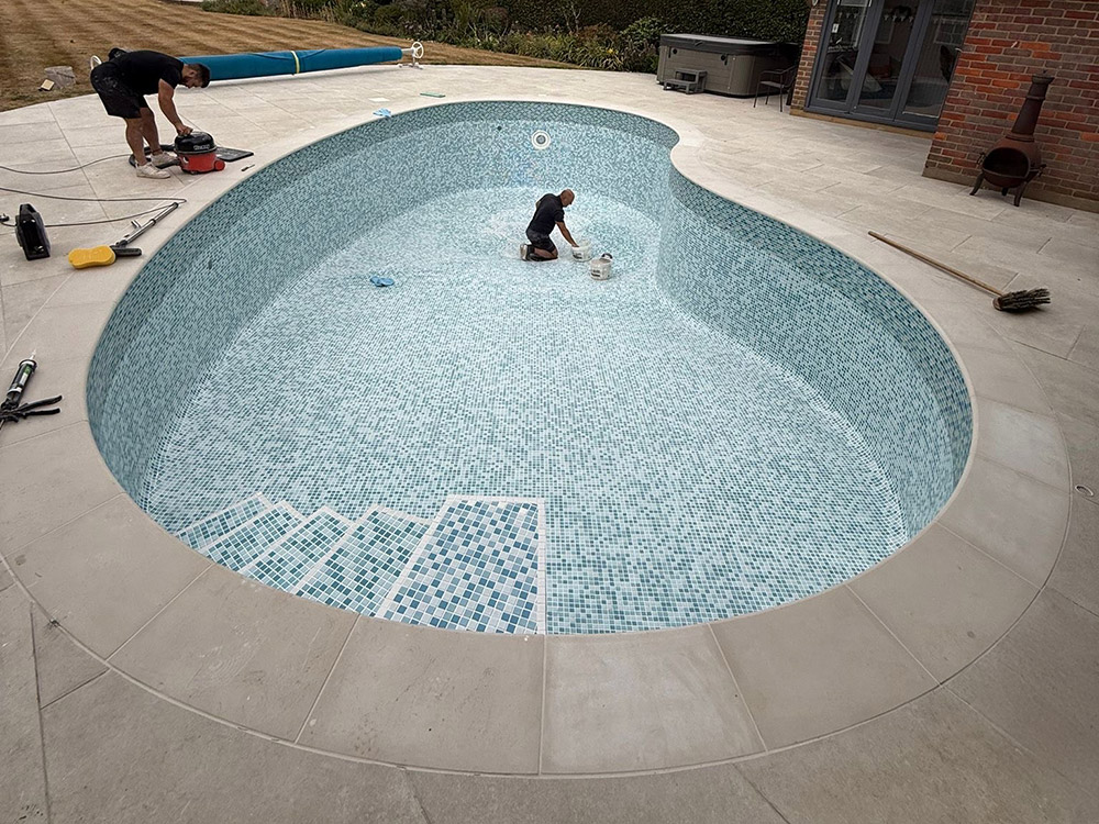 Pool Renovation in Chenies